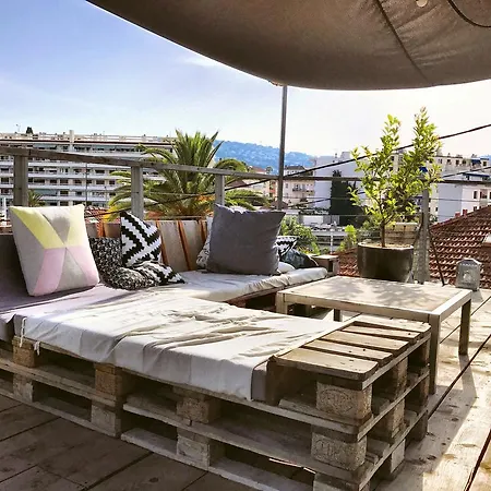 Du Roc Fleuri Alojamento de Acomodação e Pequeno-almoço Cannes
